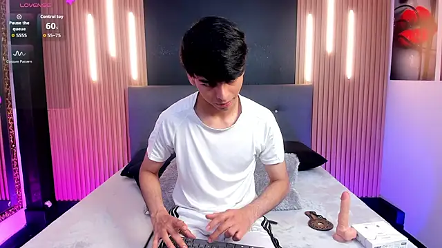 OnlyJos online show from November 7, 8:34 pm