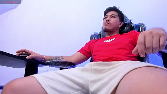 juanmechanic  online show from November 8, 3:04 pm