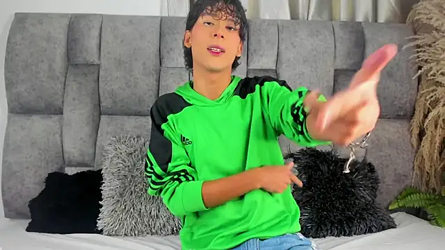 d3rke 666 online show from December 3, 4:51 am