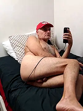 pareja-40-20 online show from April 16, 8:14 am