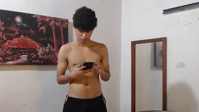 alice julls online show from November 16, 8:22 pm