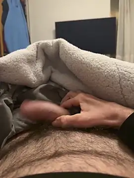 gigolobcn online show from February 15, 6:30 am