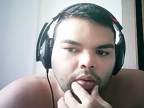 lucascarvalho88 online show from February 7, 5:18 pm
