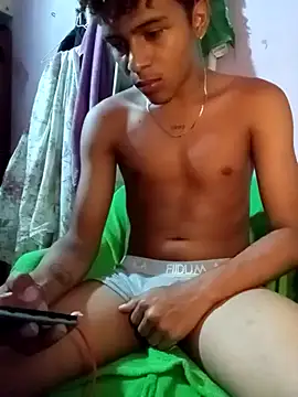 Manuel Mateus1 online show from April 16, 2:44 am