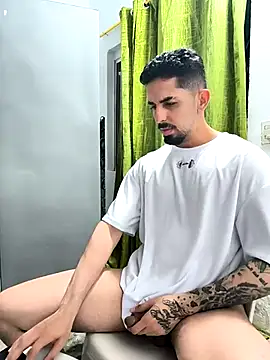 giannis090 online show from April 24, 6:27 am