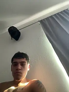 Snapshot of Mexican_boy_21 chatting on September 13, 12:11 am Mexican boy 21 online show from September 13, 12:11 am