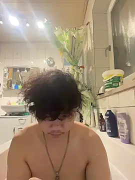 Kingpowerlittel online show from February 18, 5:21 pm