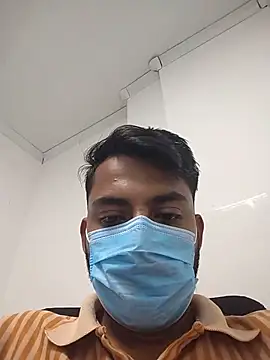 themasklover online show from June 18, 8:59 am