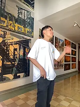 elfernh online show from October 17, 5:39 pm