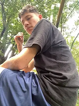 elfernh online show from October 6, 6:01 pm