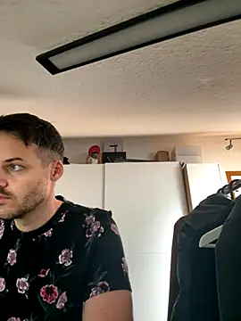 Snapshot of bigcockjohnxxxxx chatting on October 14, 7:37 am bigcockjohnxxxxx online show from October 14, 7:37 am