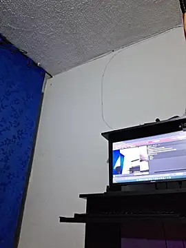 ZonaHOT420 online show from April 19, 3:06 am