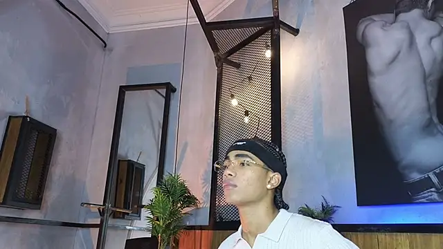 AlanCutee online show from March 5, 11:28 am