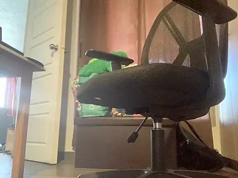 miker1239 online show from October 2, 4:11 pm