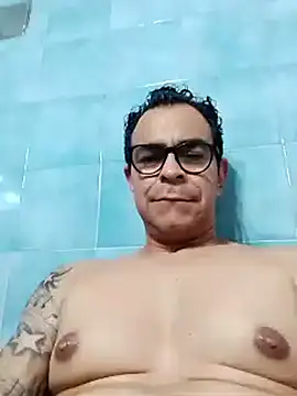 j c d online show from February 1, 5:28 am