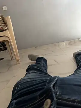 Snapshot of NoddingScorpion chatting on September 23, 12:04 pm NoddingScorpion online show from September 23, 12:04 pm