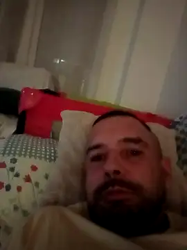 Snapshot of Feistysausage chatting on September 20, 9:37 pm Feistysausage online show from September 20, 9:37 pm