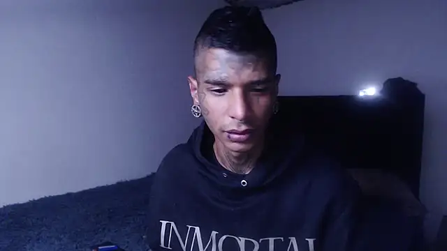 Snapshot of black_firex chatting on October 2, 4:55 pm black firex online show from October 2, 4:55 pm