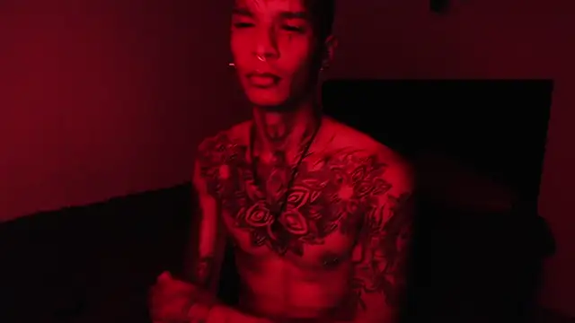 Snapshot of black_firex chatting on October 7, 6:12 pm black firex online show from October 7, 6:12 pm