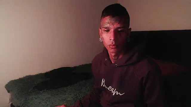 Snapshot of black_firex chatting on September 14, 12:56 am black firex online show from September 14, 12:56 am