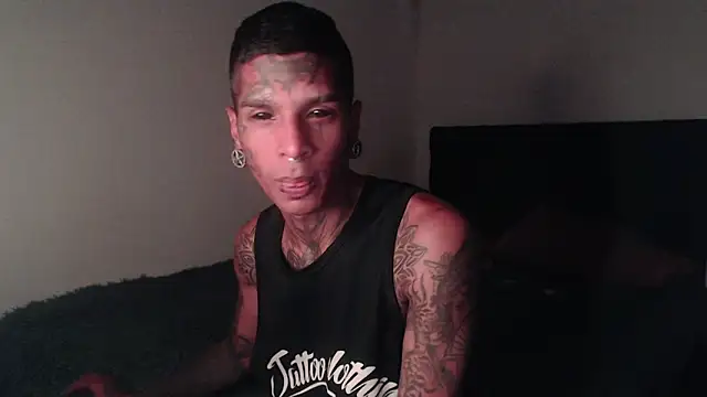 Snapshot of black_firex chatting on September 20, 7:47 pm black firex online show from September 20, 7:47 pm