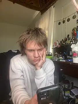 XanderOzzz online show from March 25, 2:54 pm