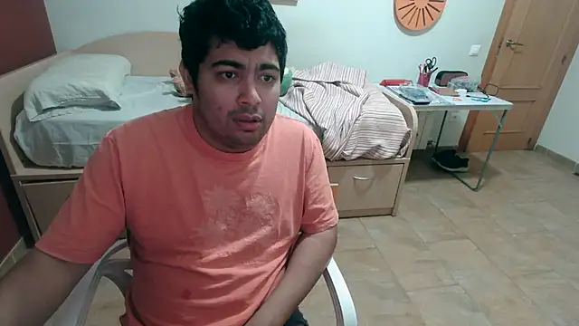 Snapshot of Martigato3 chatting on October 23, 7:06 pm Martigato3 online show from October 23, 7:06 pm