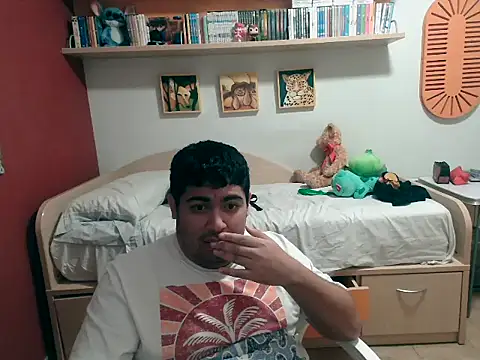 Snapshot of Martigato3 chatting on September 23, 1:49 am Martigato3 online show from September 23, 1:49 am