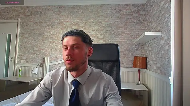 JonahShaw online show from May 28, 4:54 am