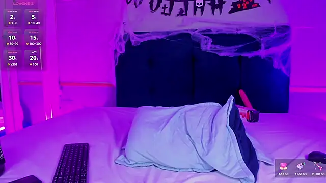 Snapshot of Leo_Savage_ chatting on October 16, 4:42 am Leo Savage  online show from October 16, 4:42 am
