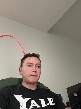 Robert2 honey online show from September 25, 8:30 pm