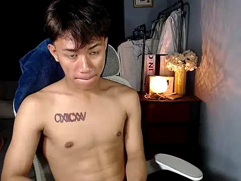 naughtyboyloy 0 online show from January 11, 7:17 pm