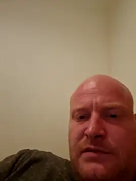Snapshot of svenni2525 chatting on October 25, 1:18 am svenni2525 online show from October 25, 1:18 am