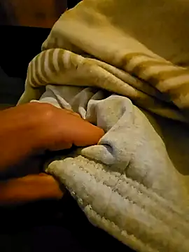 Anonimoo95 online show from October 23, 3:59 pm