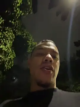 AlphaMasterXxx online show from May 25, 4:07 am