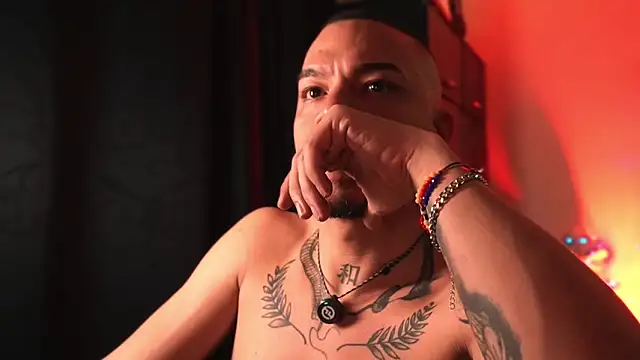 AlphaMasterXxx online show from February 3, 6:22 am