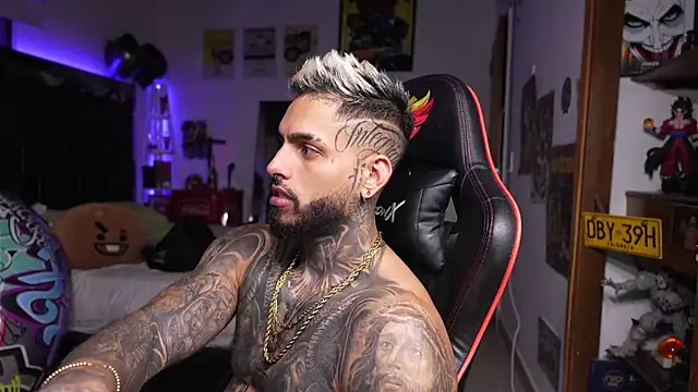 logan hugh8 online show from April 17, 6:49 am