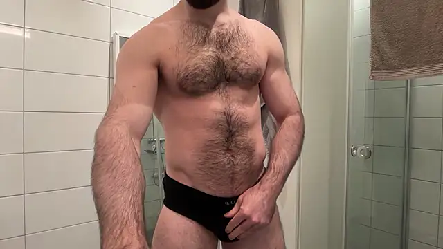 mdcistaken2 online show from September 24, 8:40 pm