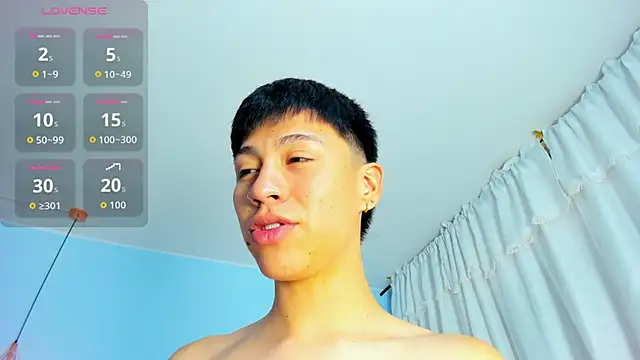 Snapshot of Abraham_horny18 chatting on October 23, 7:06 pm Abraham horny18 online show from October 23, 7:06 pm