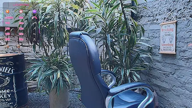 Snapshot of MarcusRain_ chatting on September 8, 7:35 pm MarcusRain  online show from September 8, 7:35 pm