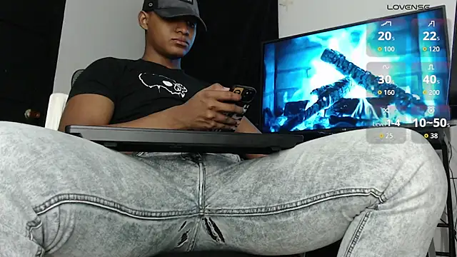 Black penis25 online show from October 10, 5:12 am