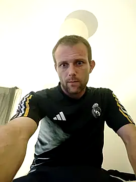 Snapshot of SexSavrem06 chatting on September 14, 12:01 am SexSavrem06 online show from September 14, 12:01 am