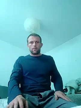 Snapshot of SexSavrem06 chatting on September 15, 9:16 pm SexSavrem06 online show from September 15, 9:16 pm