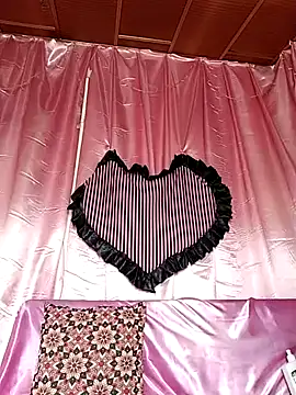 oxxy jean online show from November 25, 1:57 pm