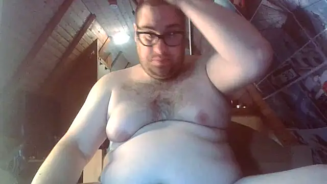 chubbyDavid1998 online show from June 4, 12:00 pm