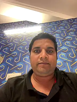 jucydick010887 online show from December 3, 3:18 pm