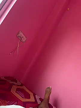 jucydick010887 online show from October 21, 2:47 am