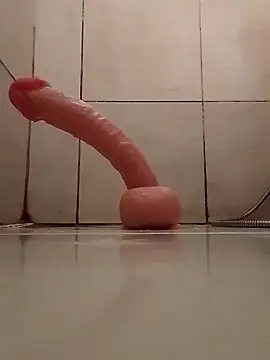 cdzinhaputa23 online show from October 15, 6:04 pm