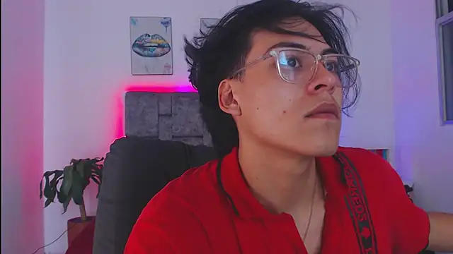 dirty model online show from September 13, 1:28 am