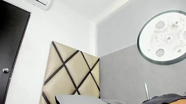 venus-03 online show from April 14, 3:28 am